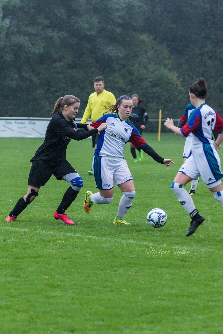 Bild 303 - B-Juniorinnen SV Henstedt Ulzburg - MSG Steinhorst Krummesse : Ergebnis: 4:0